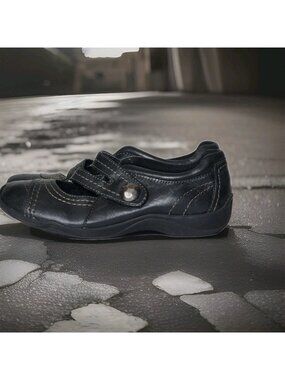 Clarks Artisan Kessa Agnes Black Leather Mary Jane Flats Shoes Women's Size 6.5M